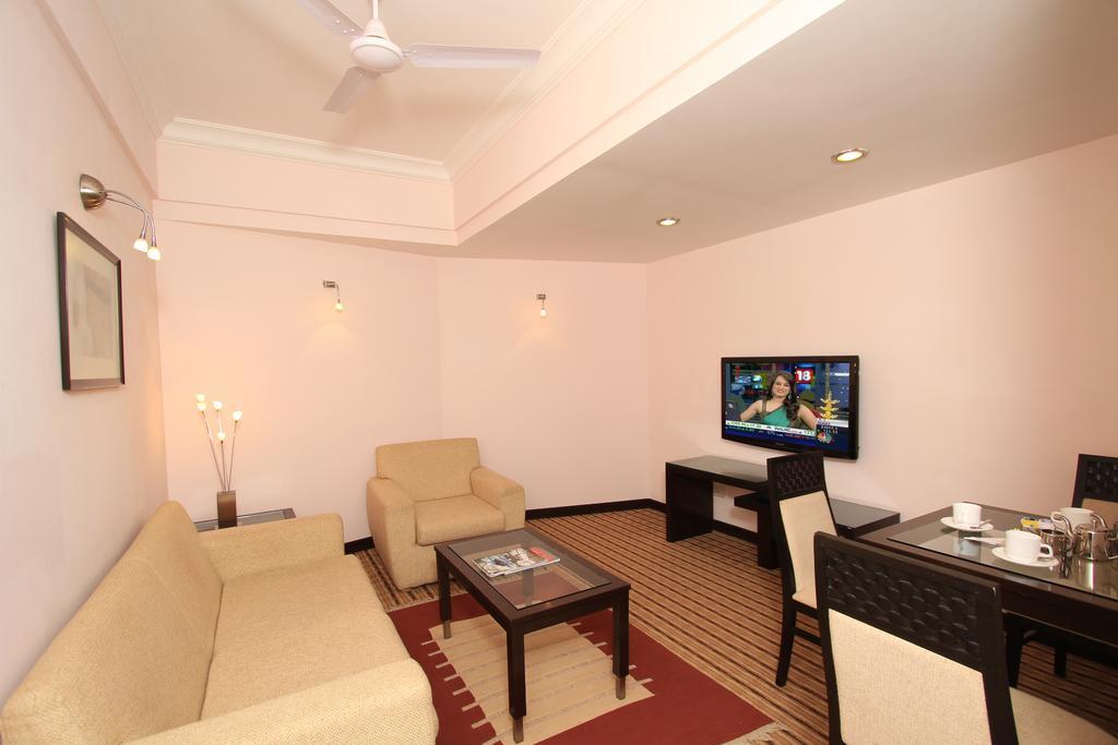 Hotel Fidalgo Panaji Esterno foto